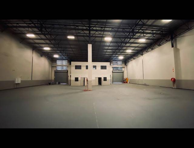 1,600M² WAREHOUSE TO LET IN RIVERHORSE VALLEY